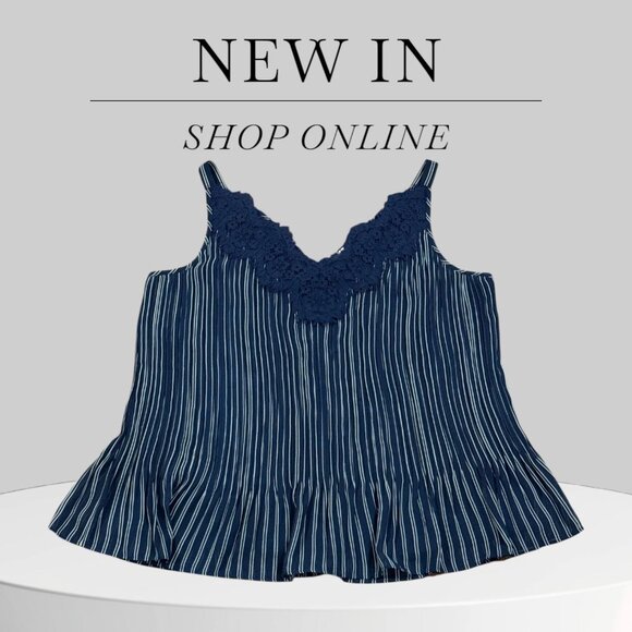 Chico's Sleeveless Blouse Chicos Size 1 US 8-10 M Black White Stripes Lace Neck - Picture 4 of 9